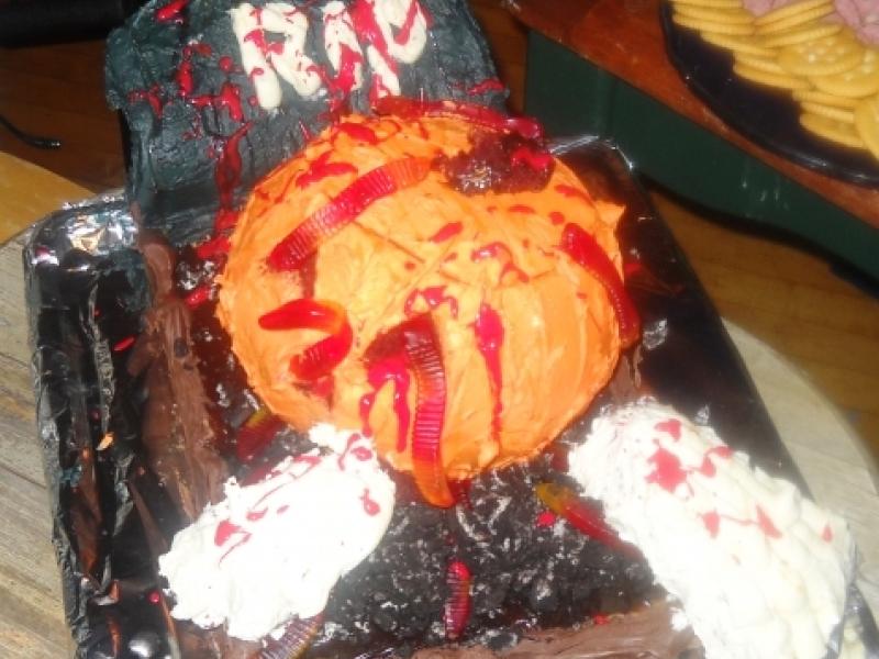 Holloween fright cake