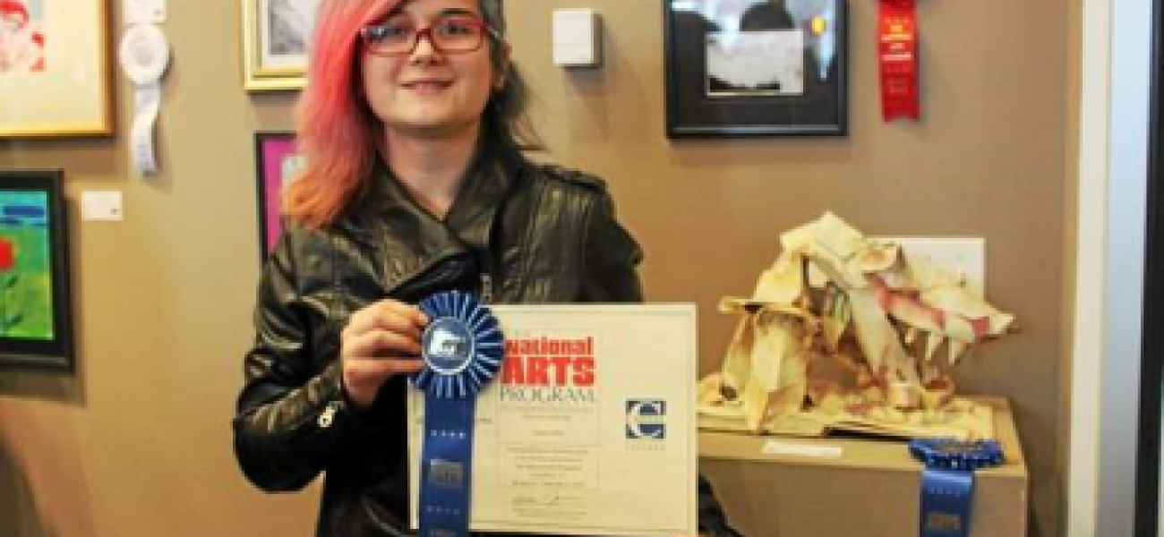 Three Middletown students receive art awards