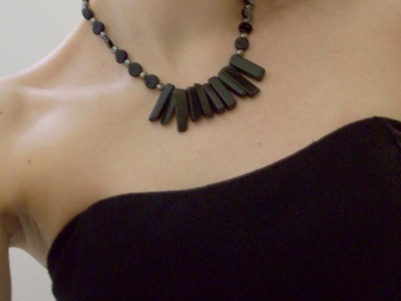  Black rectangular stone necklace with freshwater pearls