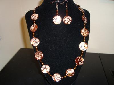Speckle Shell Jewelry Set