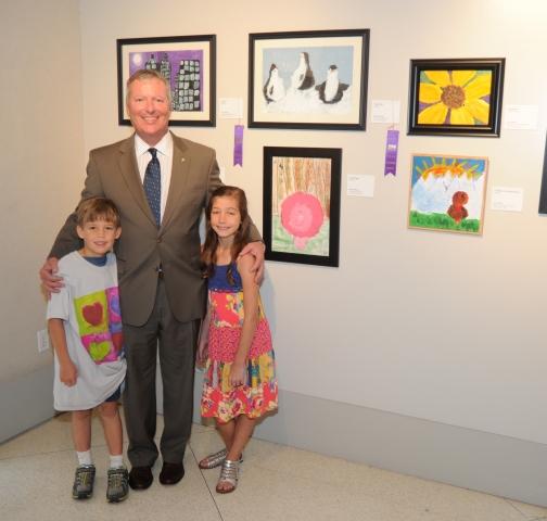 9th Annual Exhibit Youth Honorable Mention winners with Mayor Dyer